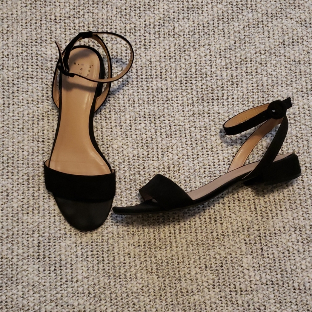 Strappy Sandle